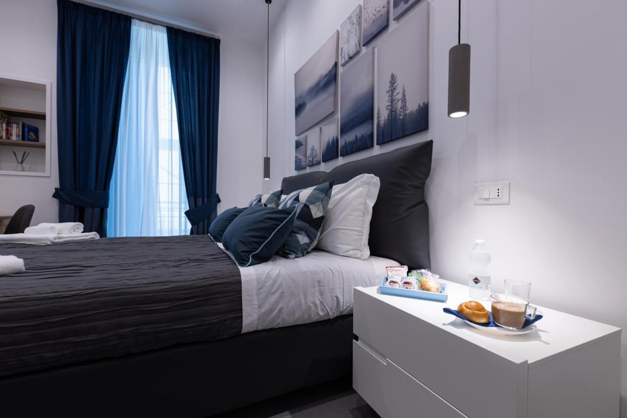 Tito'S Rooms Napoli Bagian luar foto