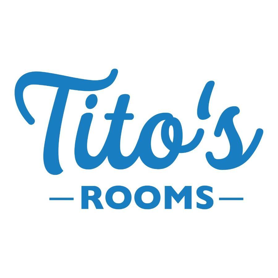 Tito'S Rooms Napoli Bagian luar foto